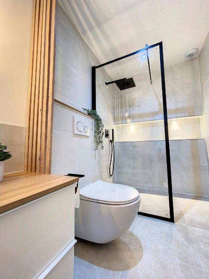 Apartment Appartchic - Standing - Plein Centre & Parking Prive *
